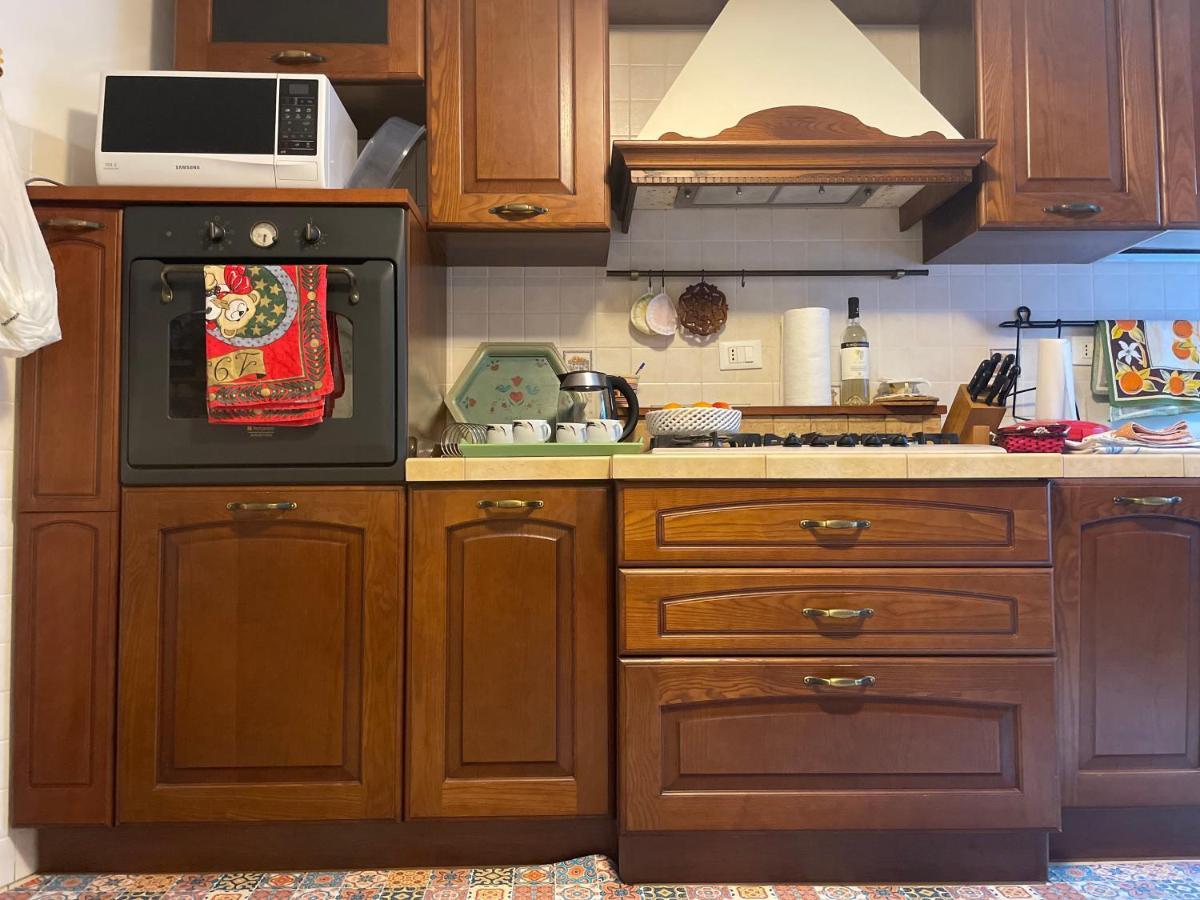 Tra Alpi Apuane E Cinque Terre.. Casetta Renata! Villa Valeriano Lunense Екстериор снимка