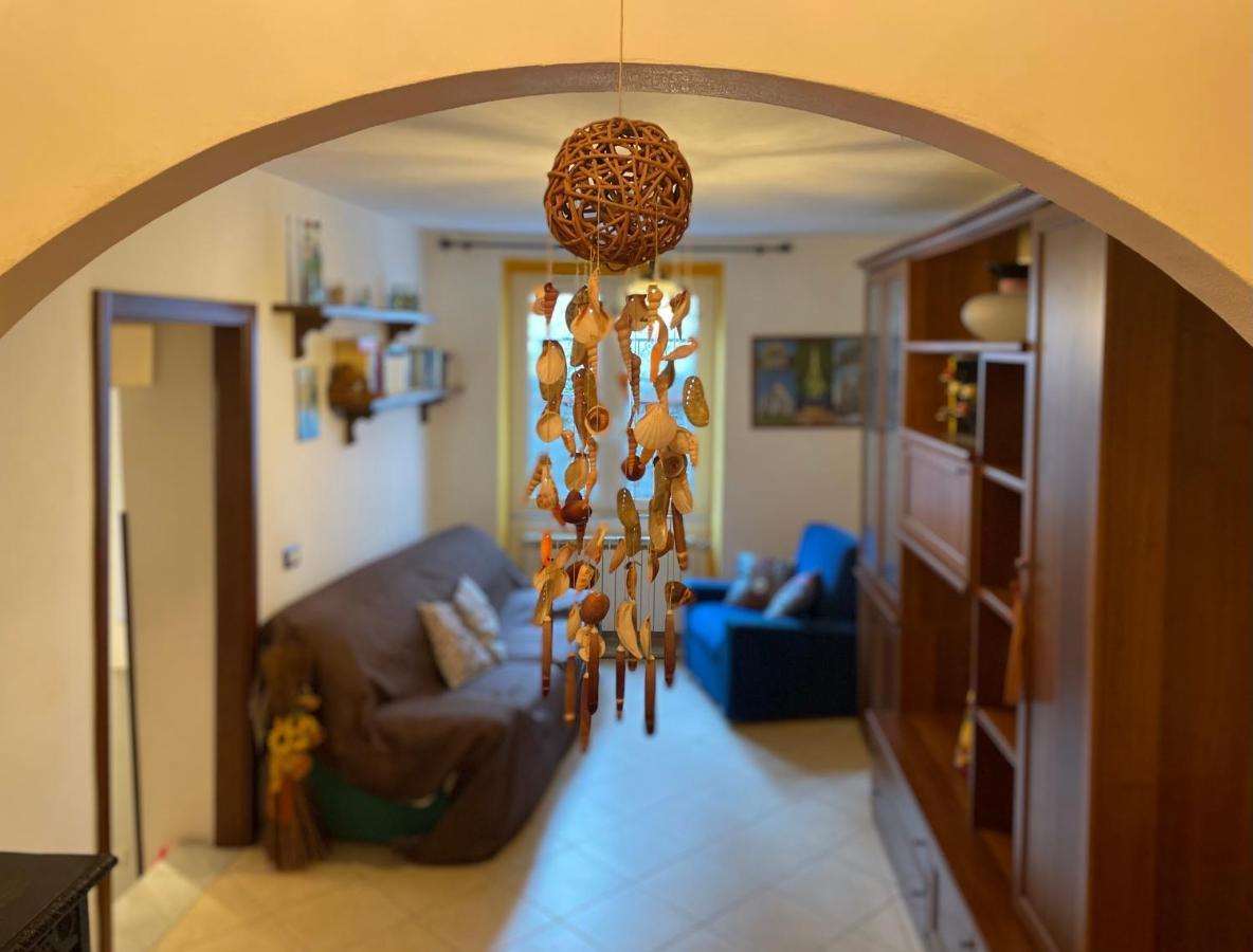 Tra Alpi Apuane E Cinque Terre.. Casetta Renata! Villa Valeriano Lunense Екстериор снимка