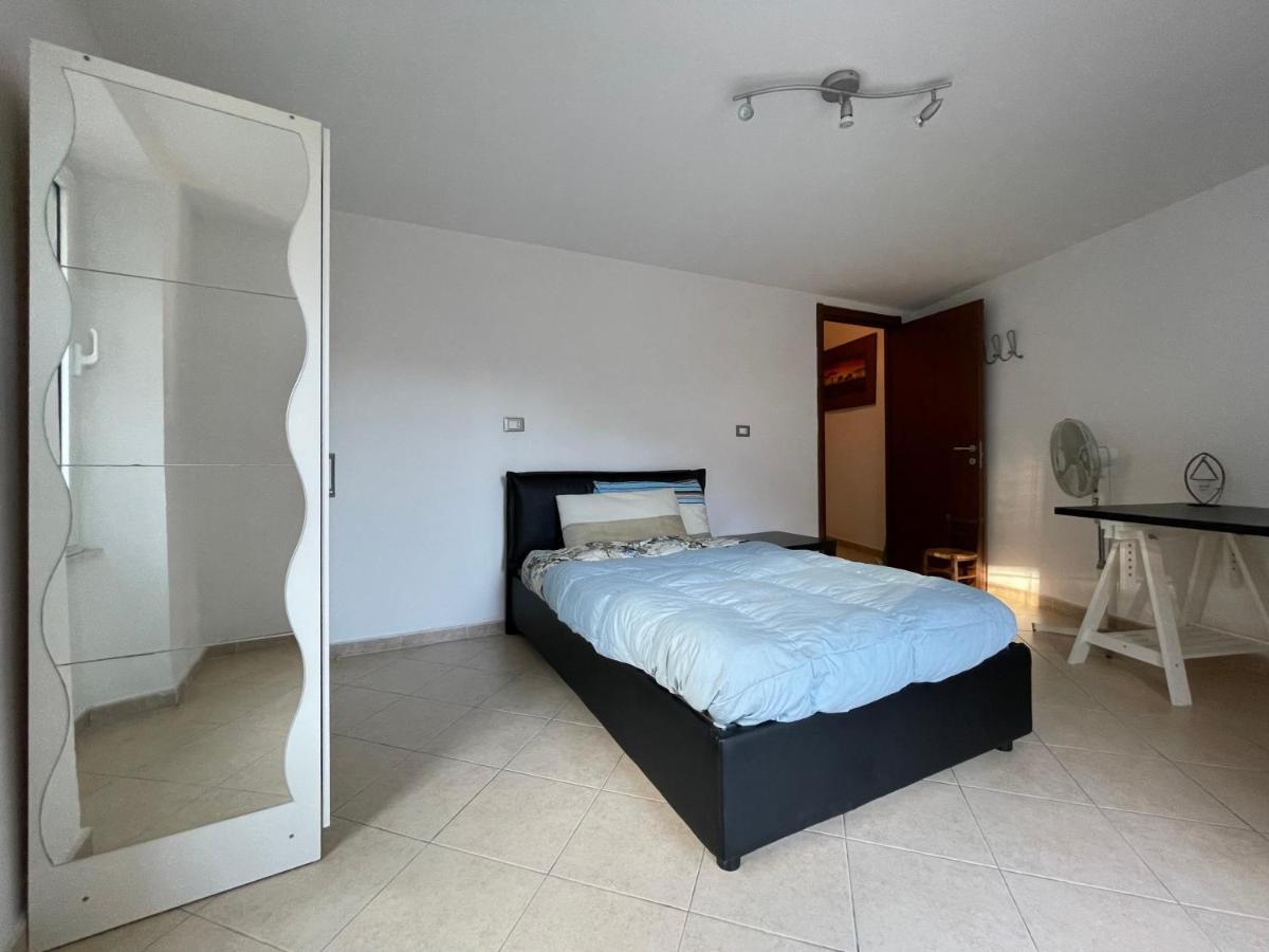 Tra Alpi Apuane E Cinque Terre.. Casetta Renata! Villa Valeriano Lunense Екстериор снимка